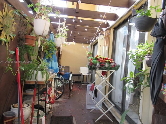 6601 SW 137th Ct 2B, Miami, FL 33183