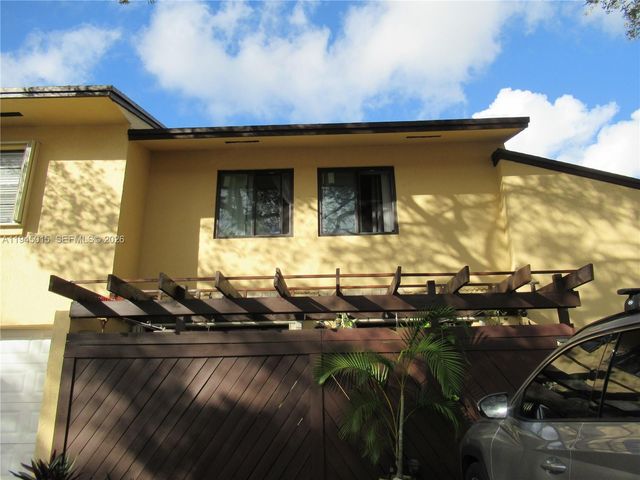 6601 SW 137th Ct 2B, Miami, FL 33183