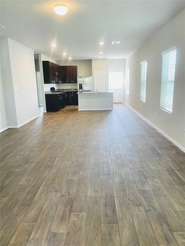 117 Huckleberry LN, Elgin, TX 78621