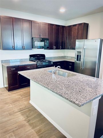 117 Huckleberry LN, Elgin, TX 78621