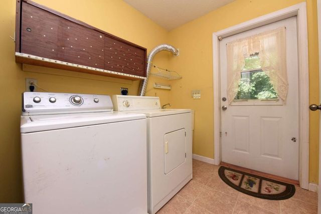 34 Summerhill Lane, Blairsville, GA 30512