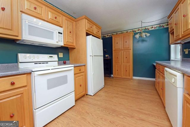 34 Summerhill Lane, Blairsville, GA 30512