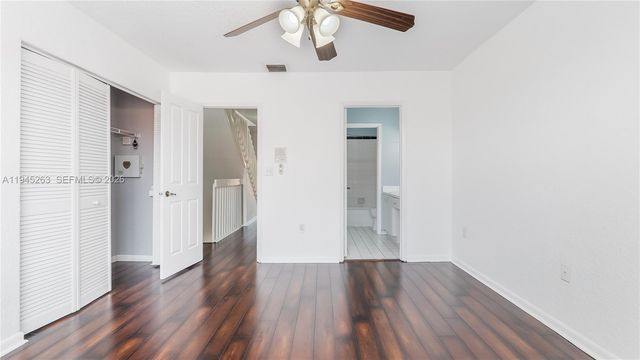 20820 San Simeon Way 24-G, Miami, FL 33179