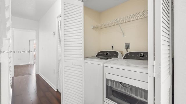 20820 San Simeon Way 24-G, Miami, FL 33179