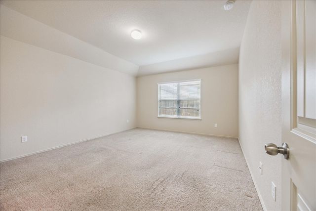181 Lake Gln DR, San Marcos, TX 78666