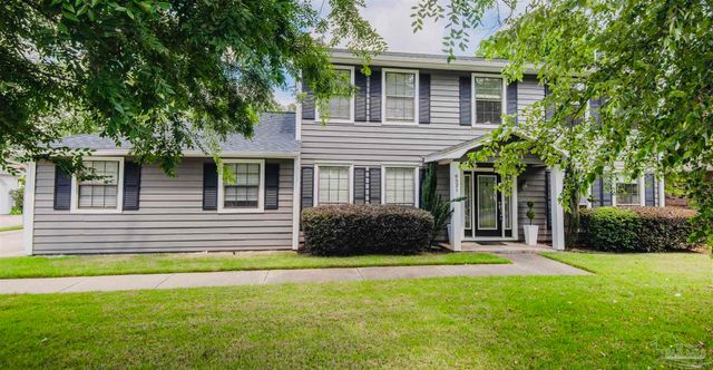 6521 El Presideo, Pensacola, FL 32504