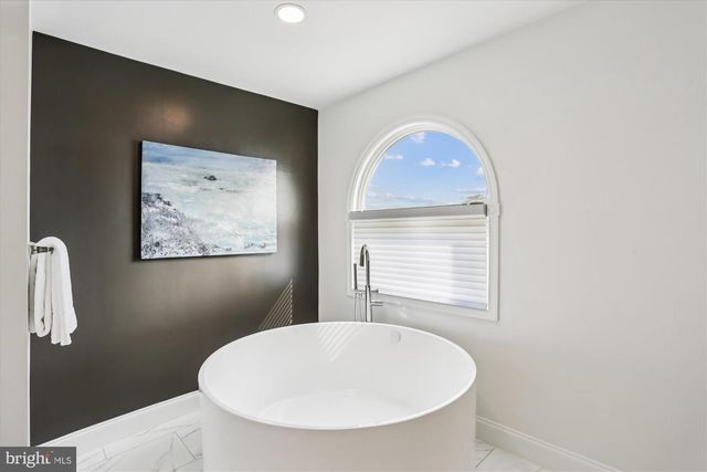 21732 BRINK MEADOW LN, Germantown, MD 20876