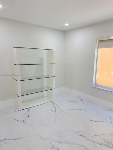 3121 SW 156th Avenue, Miami, FL 33185