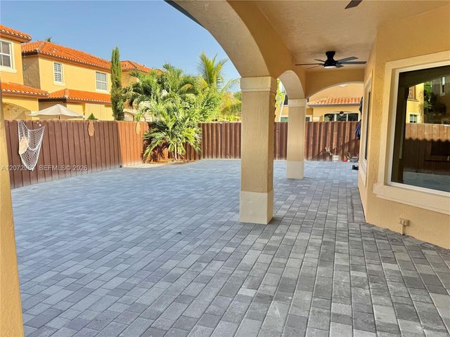 3121 SW 156th Avenue, Miami, FL 33185