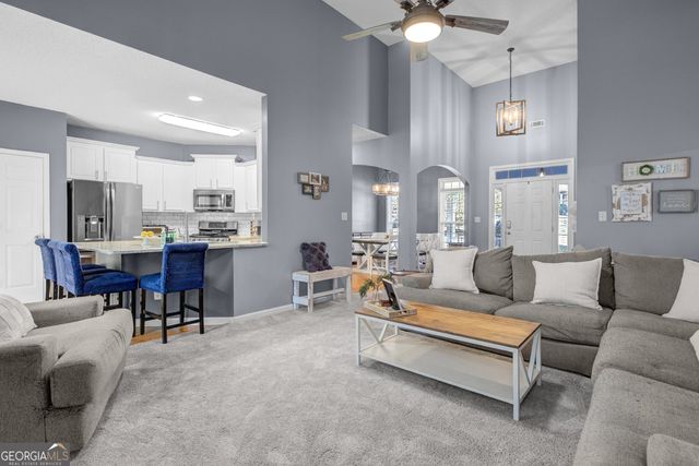 135 Baldwin Court, Newnan, GA 30263