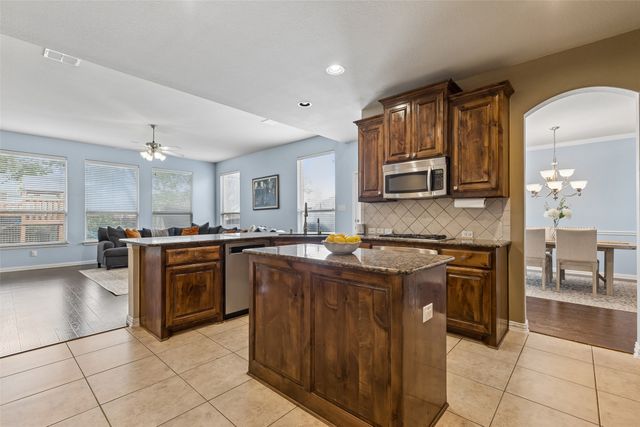 3017 Softwood Circle, Fort Worth, TX 76244