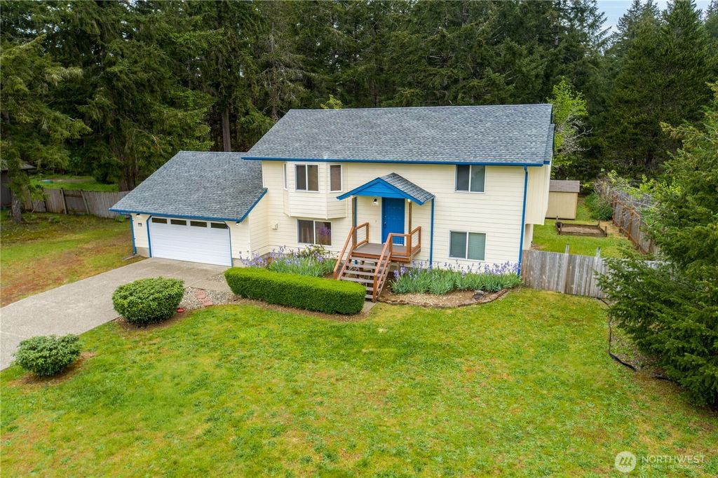 170 E Fairfield Court, Shelton, WA 98584