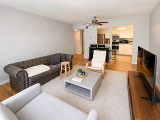 530 Vfw Parkway 201, Boston, MA 02132