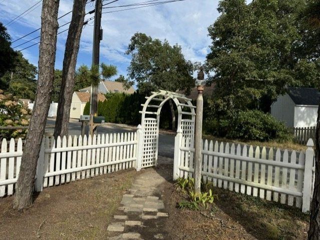 31 Susan Ruth, Dennis, MA 02629