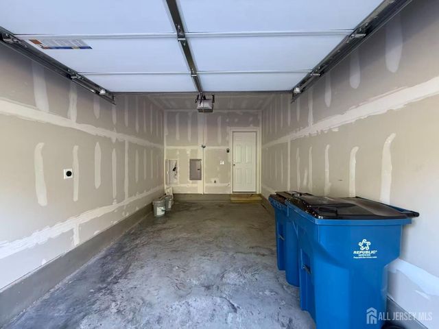 616 sadie Circle, New Brunswick, NJ 08901