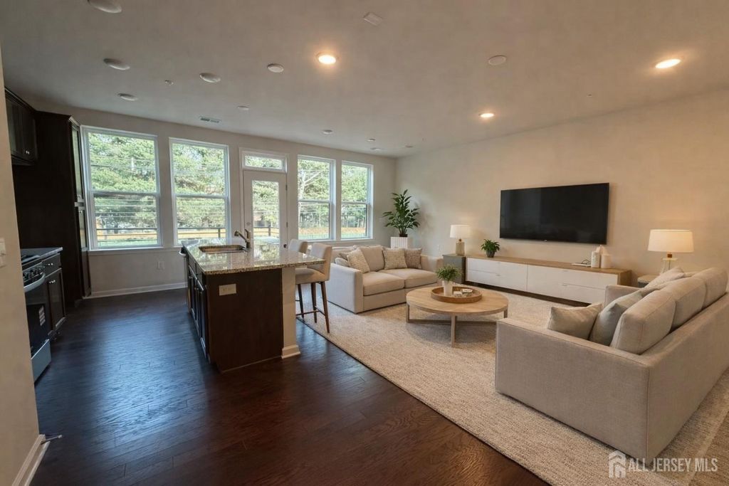 616 sadie Circle, New Brunswick, NJ 08901