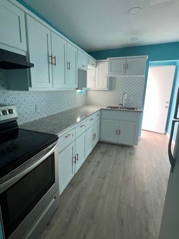 1628 18th St, Corpus Christi, TX 78404