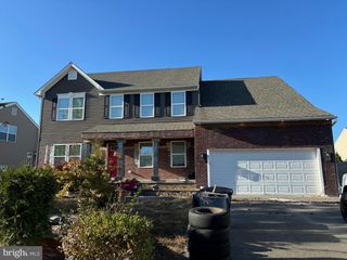 5 ADRIFT AVE, Barnegat, NJ 08005