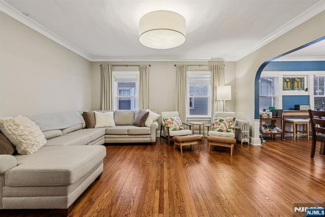 31 Fernwood Terrace, Nutley, NJ 07110