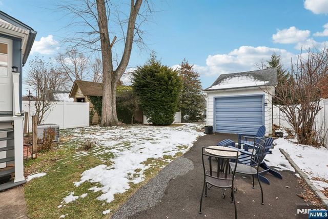 31 Fernwood Terrace, Nutley, NJ 07110