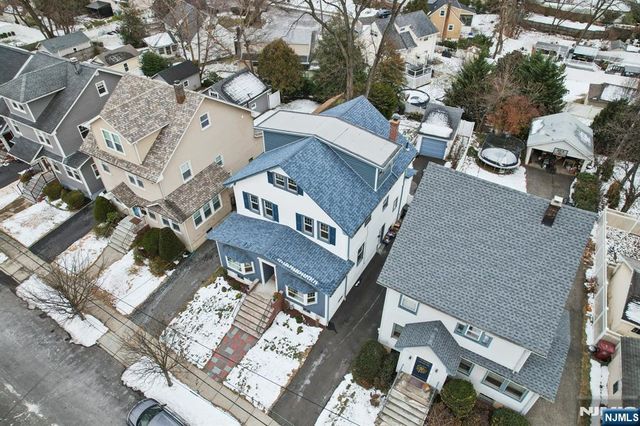 31 Fernwood Terrace, Nutley, NJ 07110