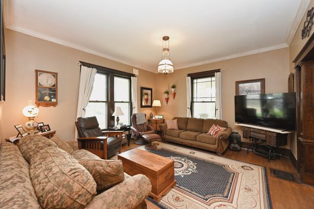 655 E Main St, Gallatin, TN 37066