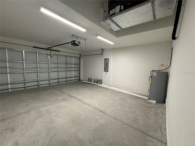 24 MALAUKA LOOP PLACE, Ocklawaha, FL 32179