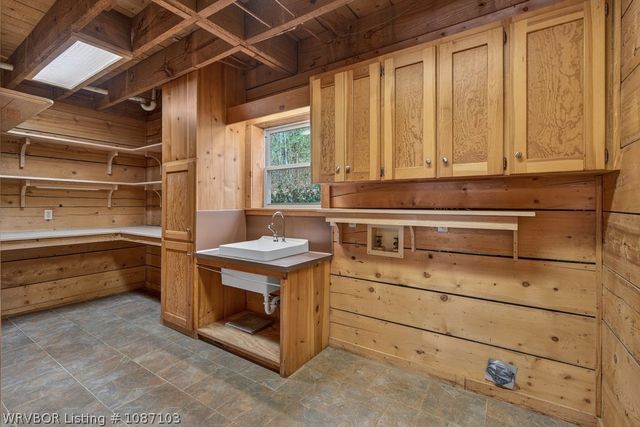 1907 N Rudy Road, Van Buren, AR 72956