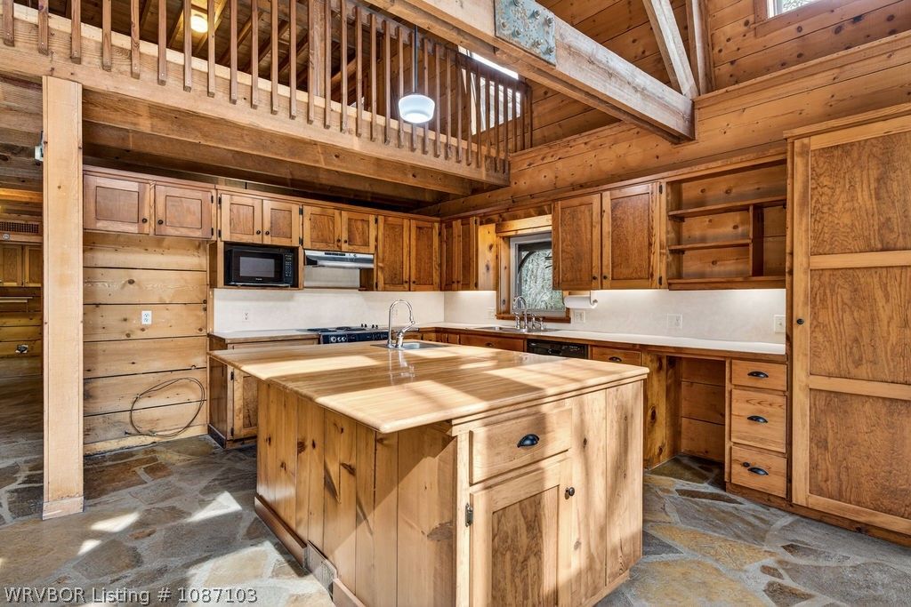 1907 N Rudy Road 1907 N Rudy Road