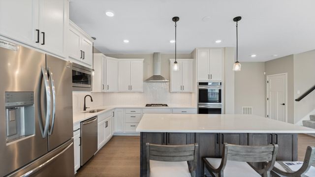 7074 182nd Street W, Lakeville, MN 55044