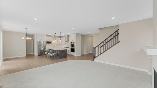 7074 182nd Street W, Lakeville, MN 55044