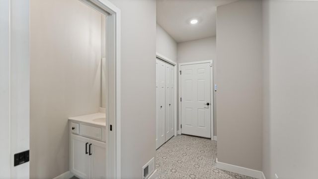 7074 182nd Street W, Lakeville, MN 55044