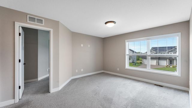 7074 182nd Street W, Lakeville, MN 55044