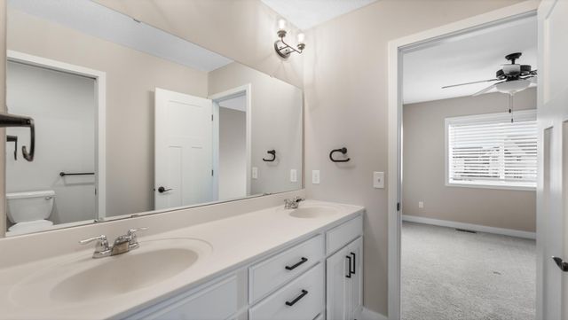 7074 182nd Street W, Lakeville, MN 55044