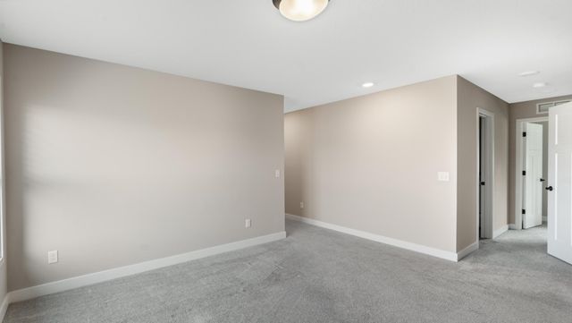 7074 182nd Street W, Lakeville, MN 55044