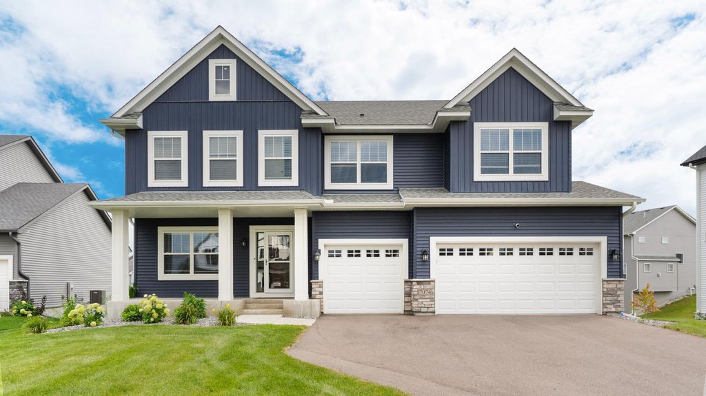 7074 182nd Street W, Lakeville, MN 55044