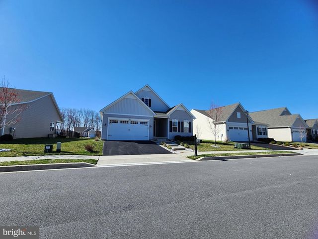 7 PEGASUS LN, Smyrna, DE 19977