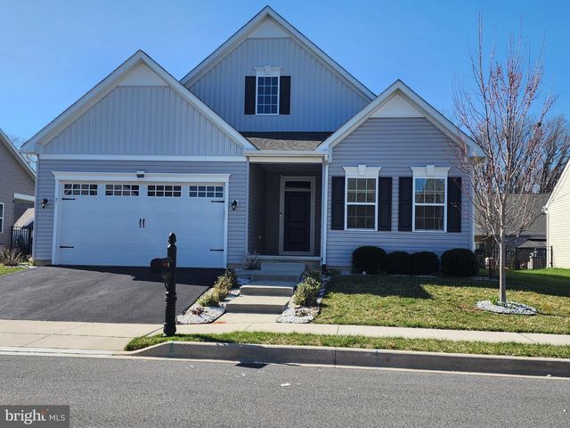 7 PEGASUS LN, Smyrna, DE 19977