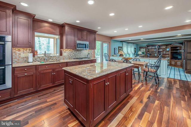 1776 QUEEN ANNE ROAD, Cherry Hill, NJ 08003