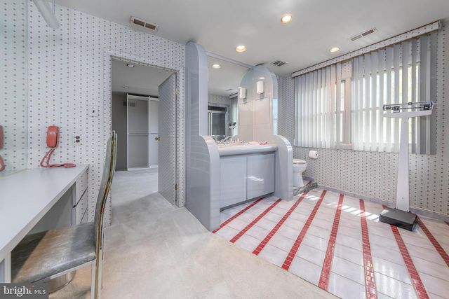 1776 QUEEN ANNE ROAD, Cherry Hill, NJ 08003