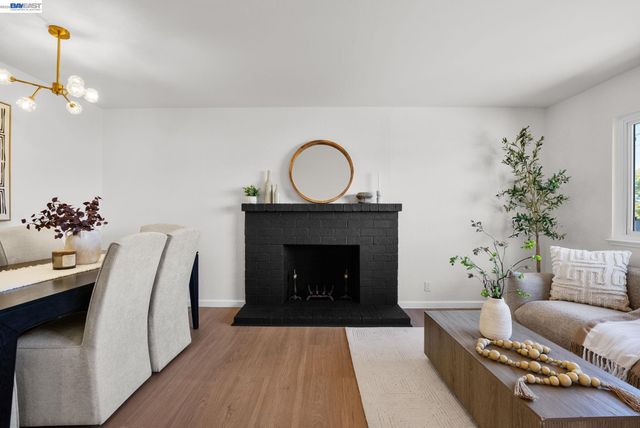 1201 Belfair Dr, Pinole, CA 94564