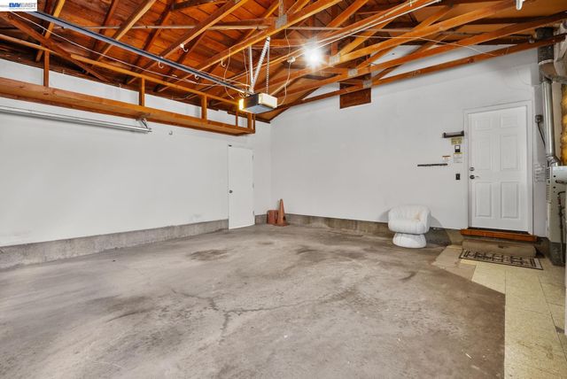 1201 Belfair Dr, Pinole, CA 94564