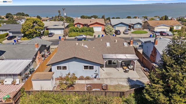 1201 Belfair Dr, Pinole, CA 94564