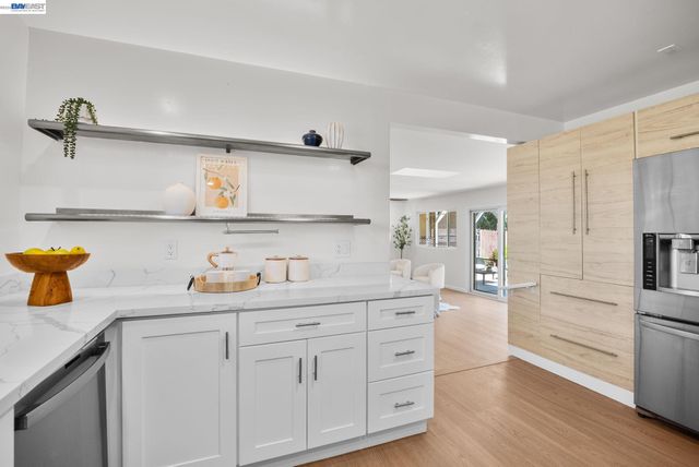 1201 Belfair Dr, Pinole, CA 94564