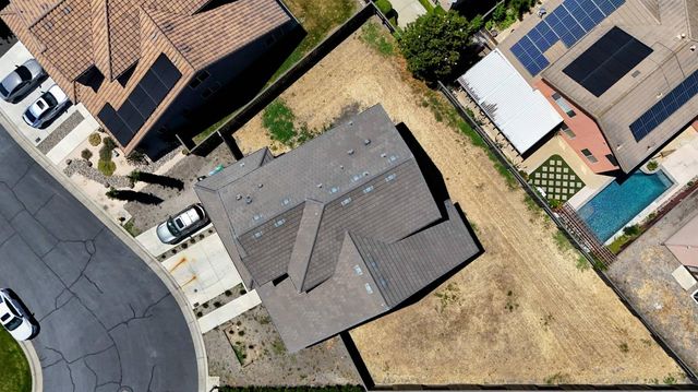 1258 Heavenly Cir, Stockton, CA 95209