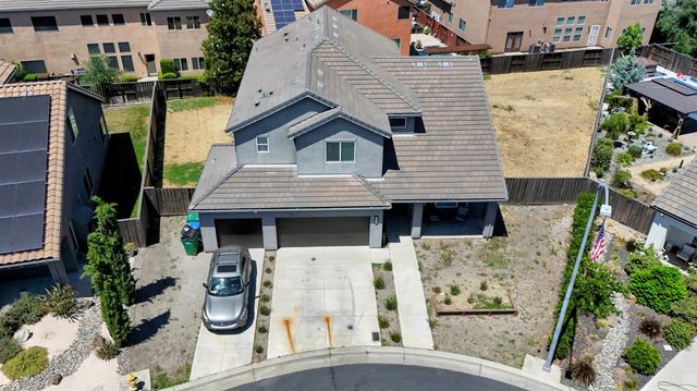 1258 Heavenly Cir, Stockton, CA 95209