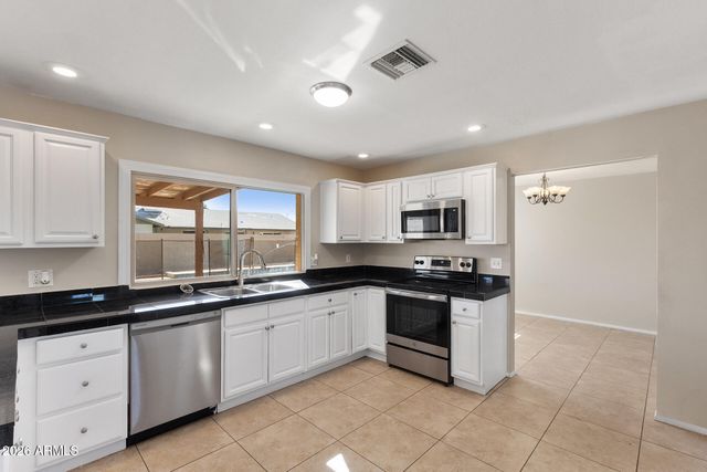 4569 W SHAW BUTTE Drive, Glendale, AZ 85304