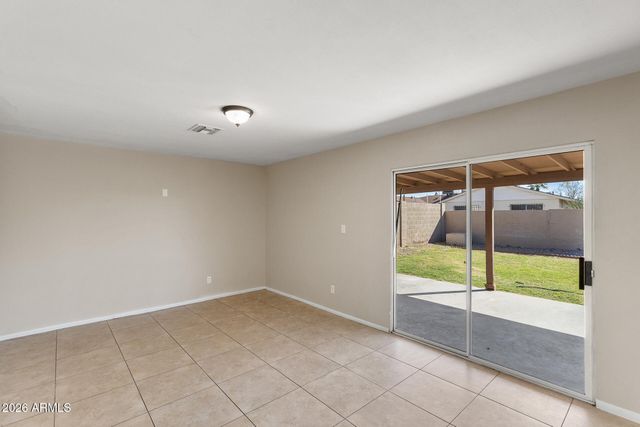 4569 W SHAW BUTTE Drive, Glendale, AZ 85304