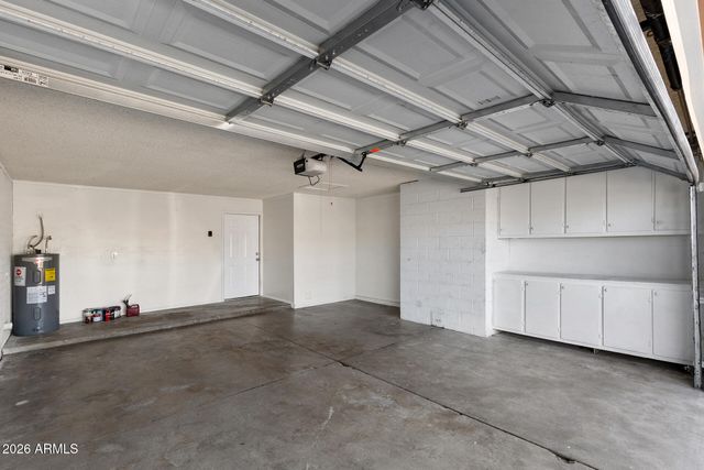 4569 W SHAW BUTTE Drive, Glendale, AZ 85304