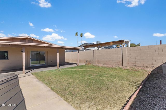 4569 W SHAW BUTTE Drive, Glendale, AZ 85304